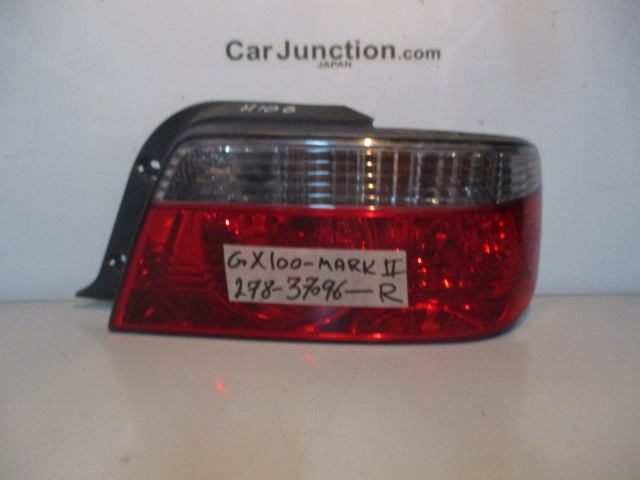 Used Toyota Mark II TAIL LAMP RIGHT